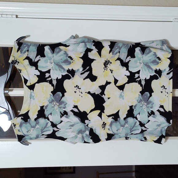 Black Label by Evan Picone Floral Sleeveless Top (XL) - Picture 4 of 6